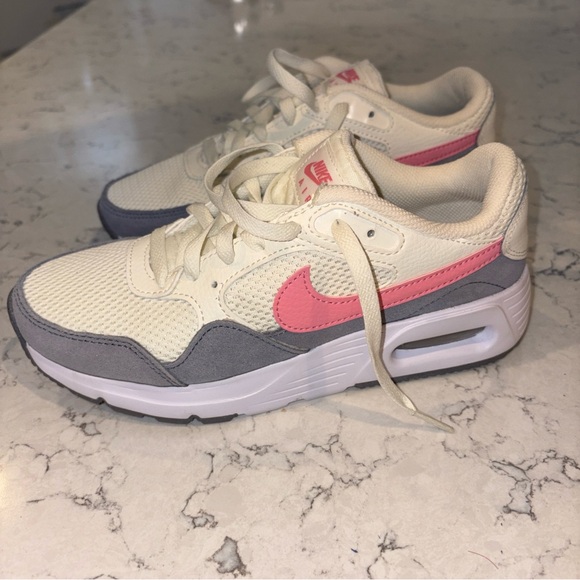 Nike Shoes - Nike Air‎ Max Sail Coral Sneakers in Cream, Pink, and Gray size 6